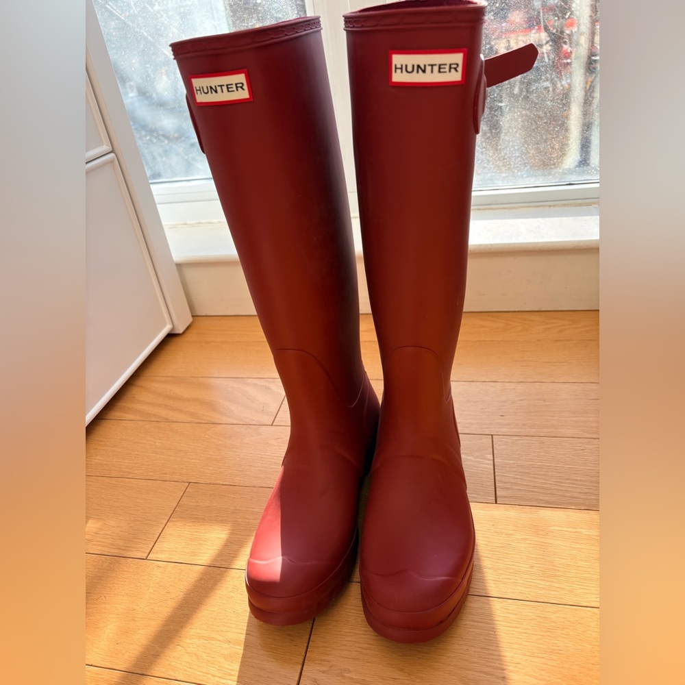 Hunter Red Rain Boots BRAND NEW